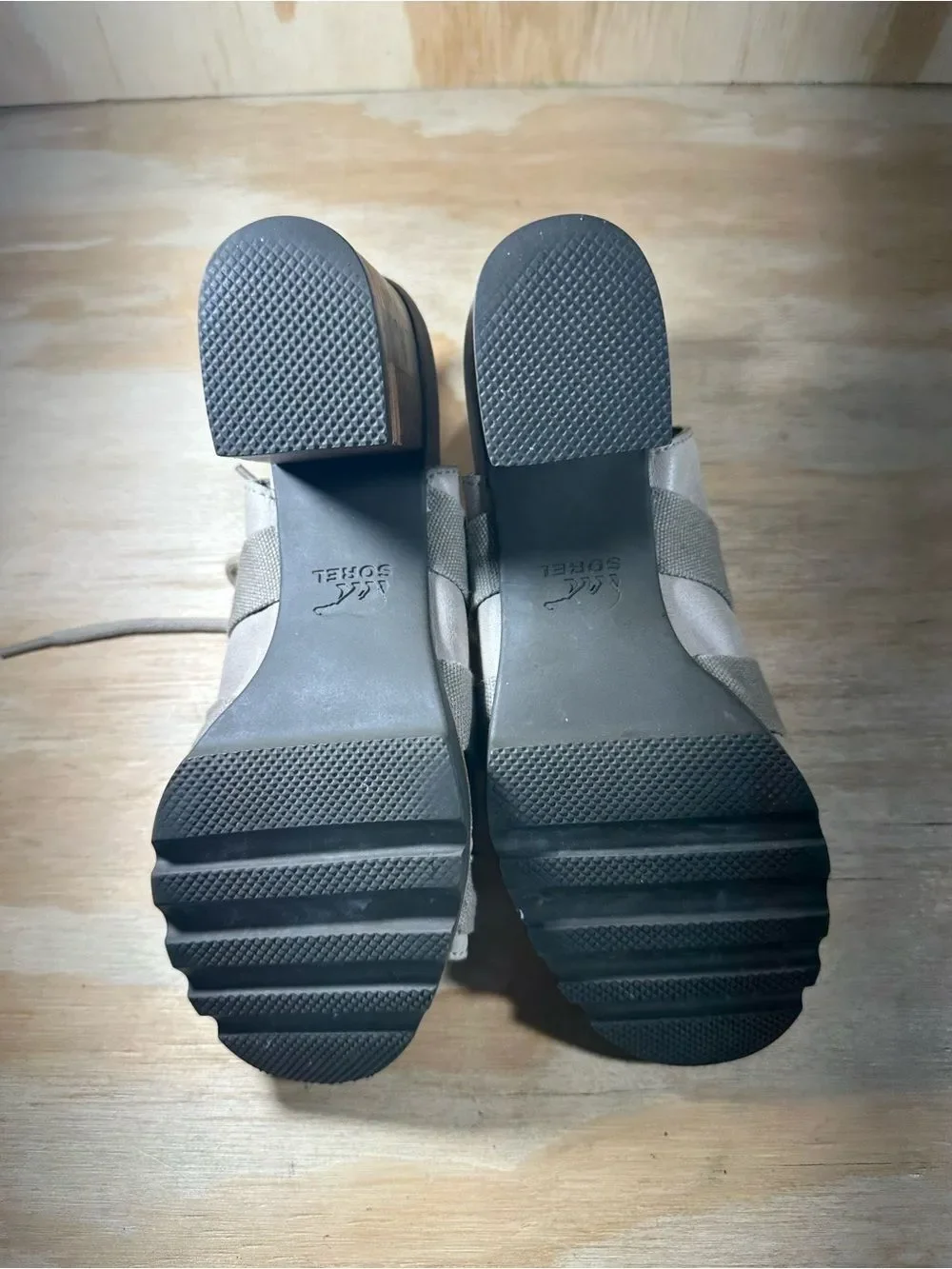 Sorel leather taupe